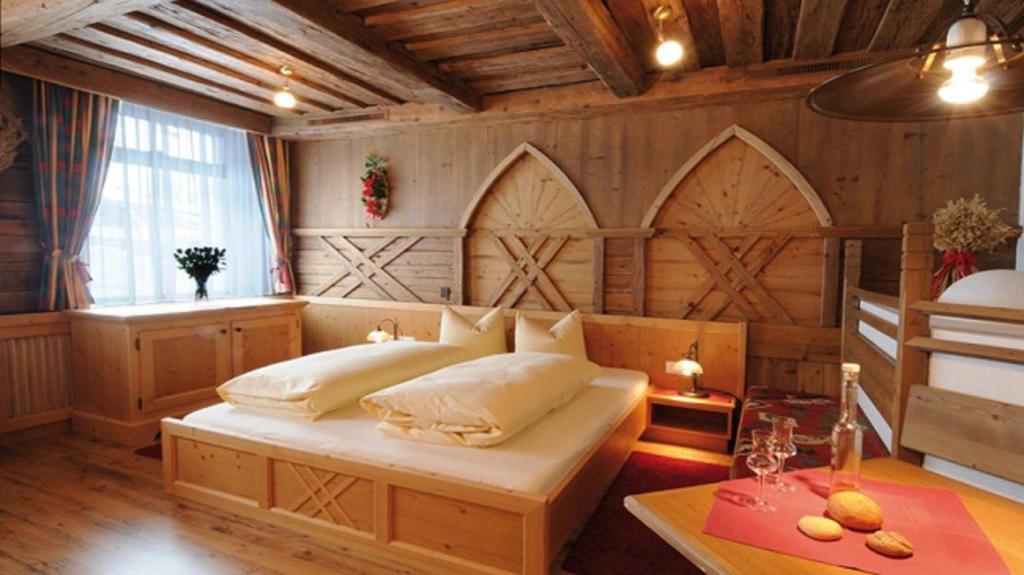 Hotel Camona&Apart Walserhof Samnaun Zimmer foto